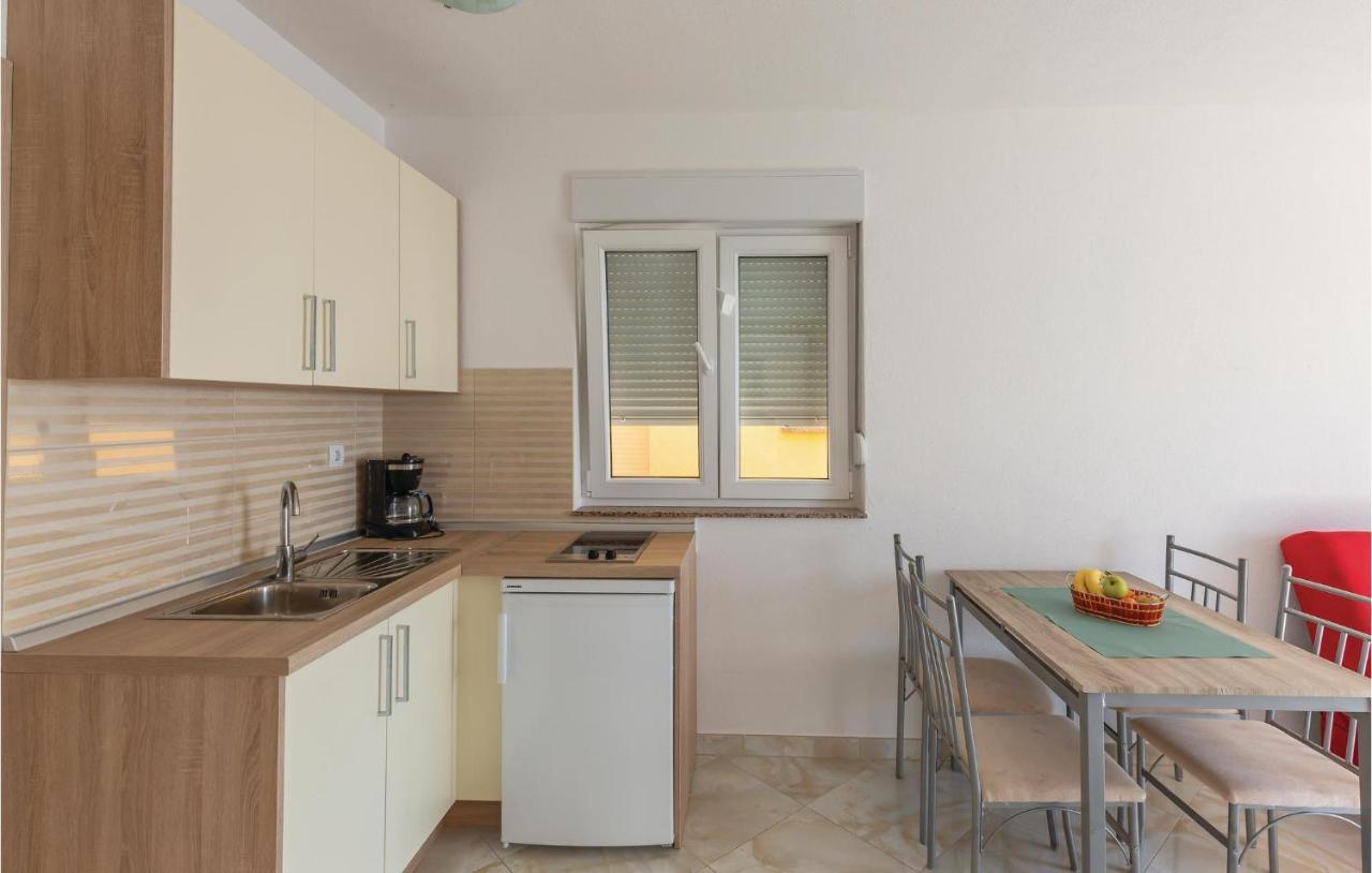 Amazing Apartment In Krvavica With Wifi Eksteriør bilde