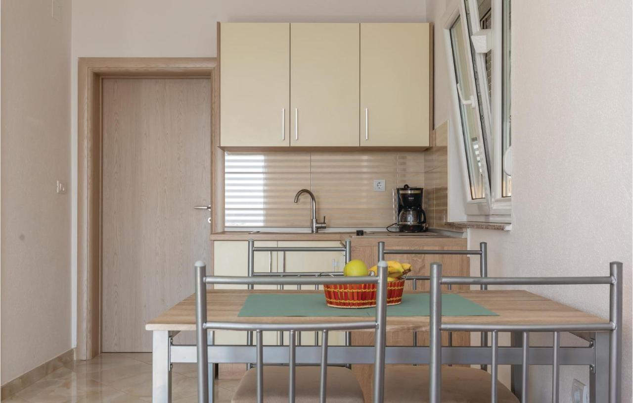 Amazing Apartment In Krvavica With Wifi Eksteriør bilde